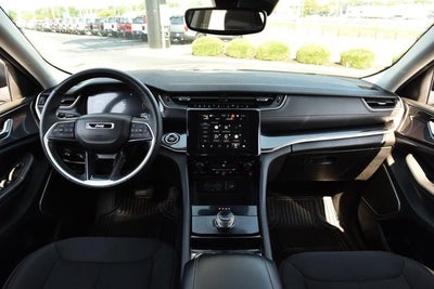 2022 Jeep Grand Cherokee L Laredo
