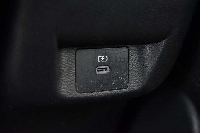 2024 Nissan Versa SR