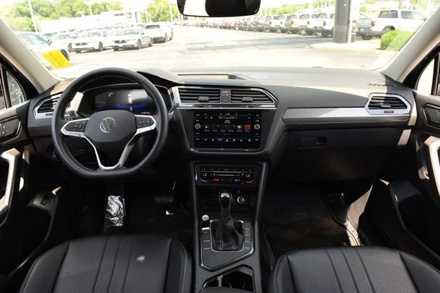 2023 Volkswagen Tiguan SE