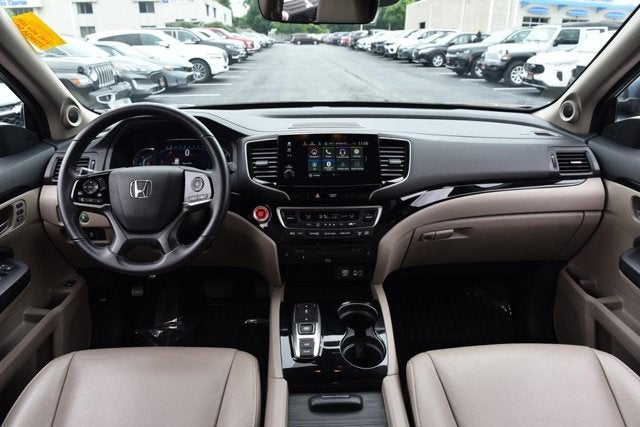 2022 Honda Pilot Touring 7-Passenger