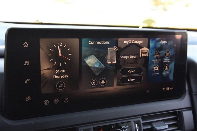 2026 Nissan Pathfinder S