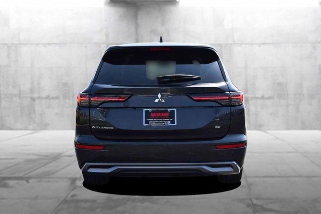 2025 Mitsubishi Outlander SE