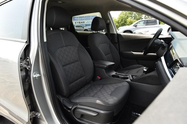 2022 Kia Niro LXS