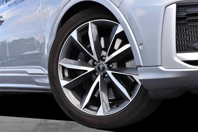 2021 Audi SQ7 Premium Plus