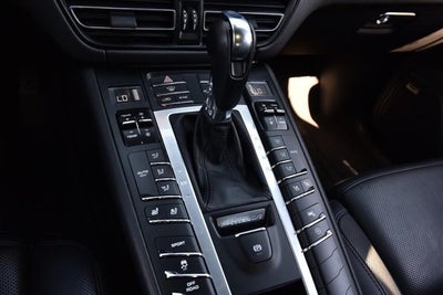 2020 Porsche Macan AWD