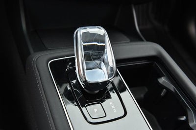 2025 Volvo XC90 Plus