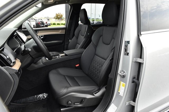 2025 Volvo XC90 Plus