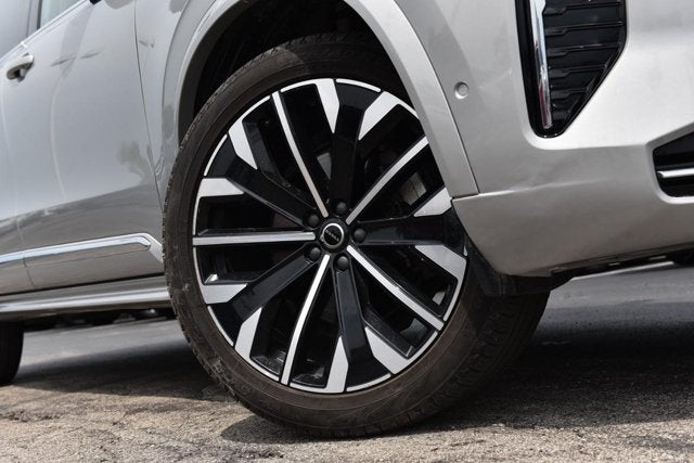 2025 Volvo XC90 Plus