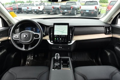 2025 Volvo XC90 Plus