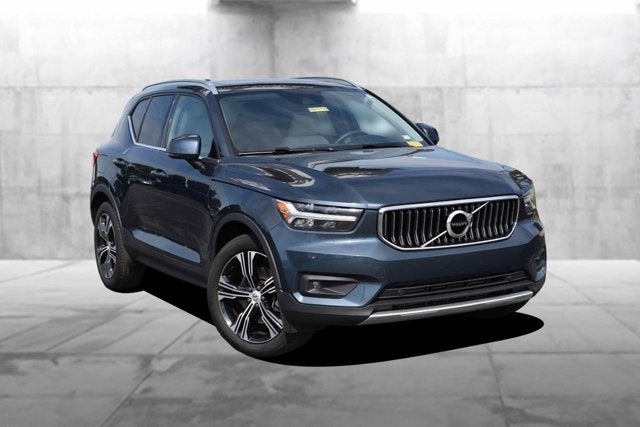 2022 Volvo XC40 Inscription