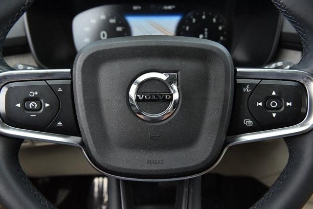 2022 Volvo XC40 Inscription