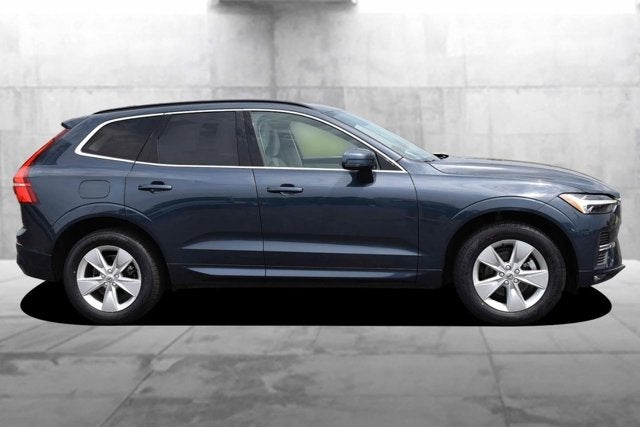 2022 Volvo XC60 Momentum