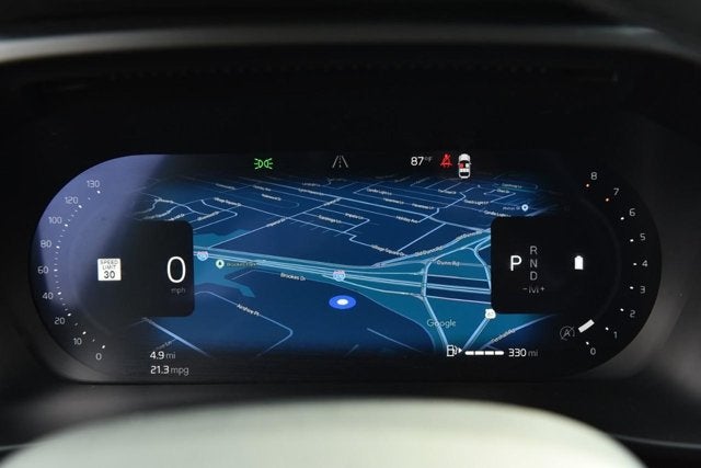 2025 Volvo XC40 Core Bright Theme
